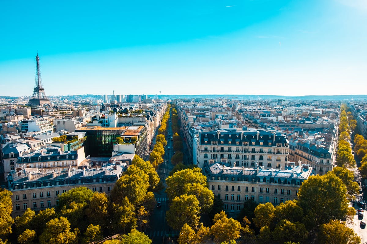 Combien Coûte une Vidéo Drone à Paris en 2026 Sight Aero Studio